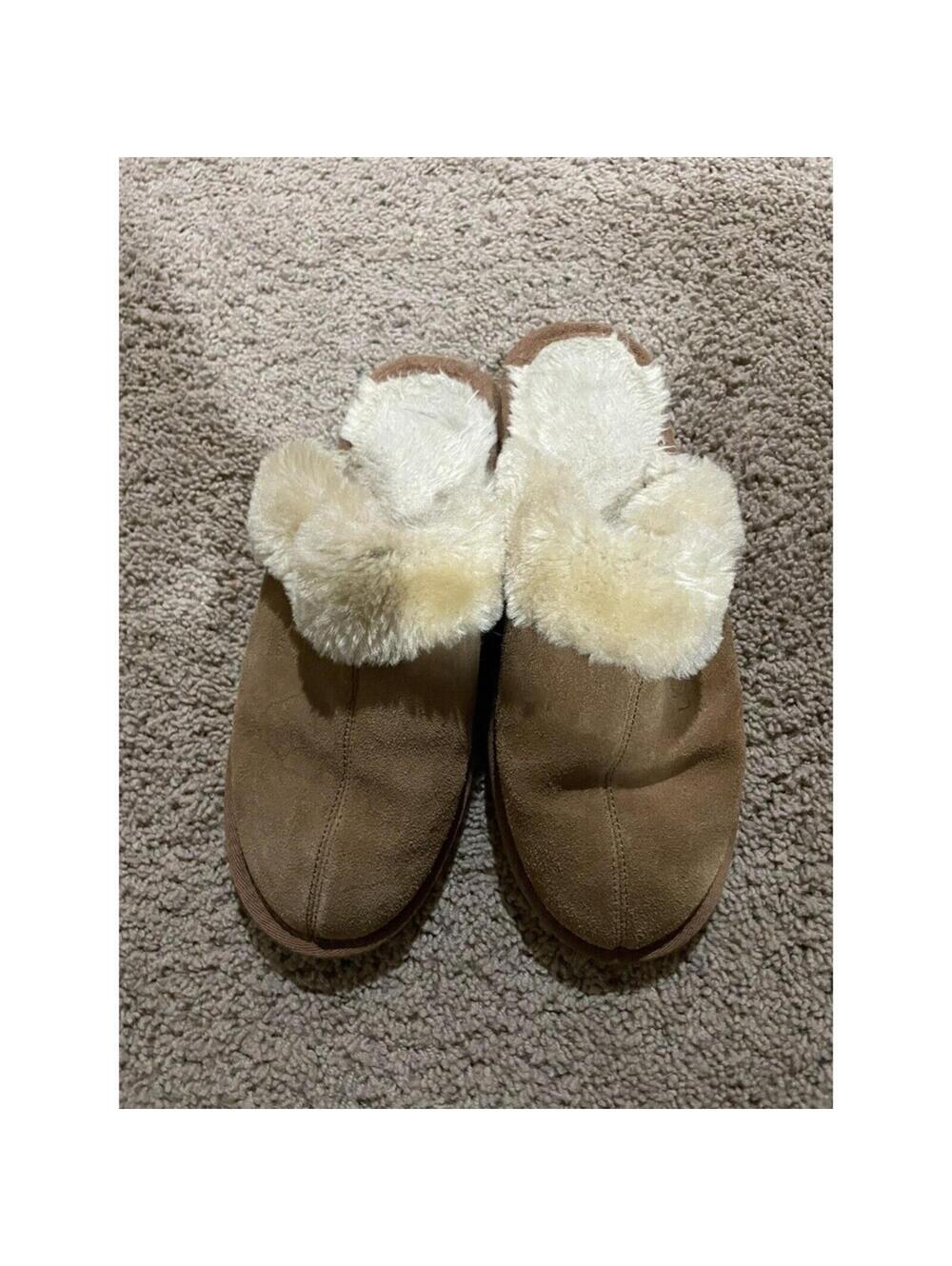 Women's UGG brown sherpa sleepers slip on shoes Size 9